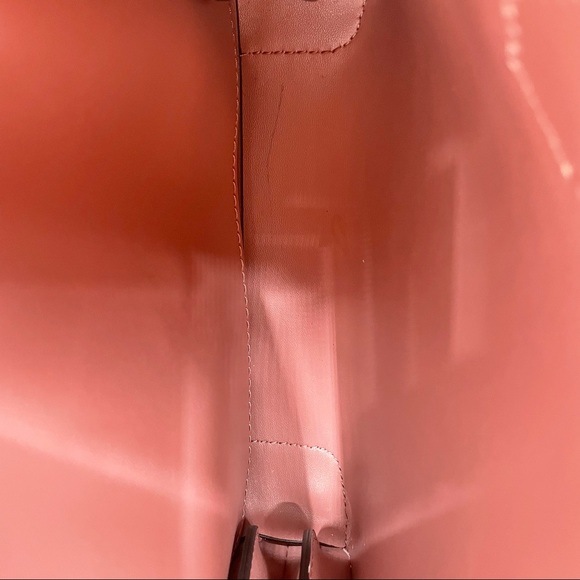 Michael Kors Mercer Satchel Messenger Pebbled Leather Bag in Pale Lilac - Picture 9 of 10